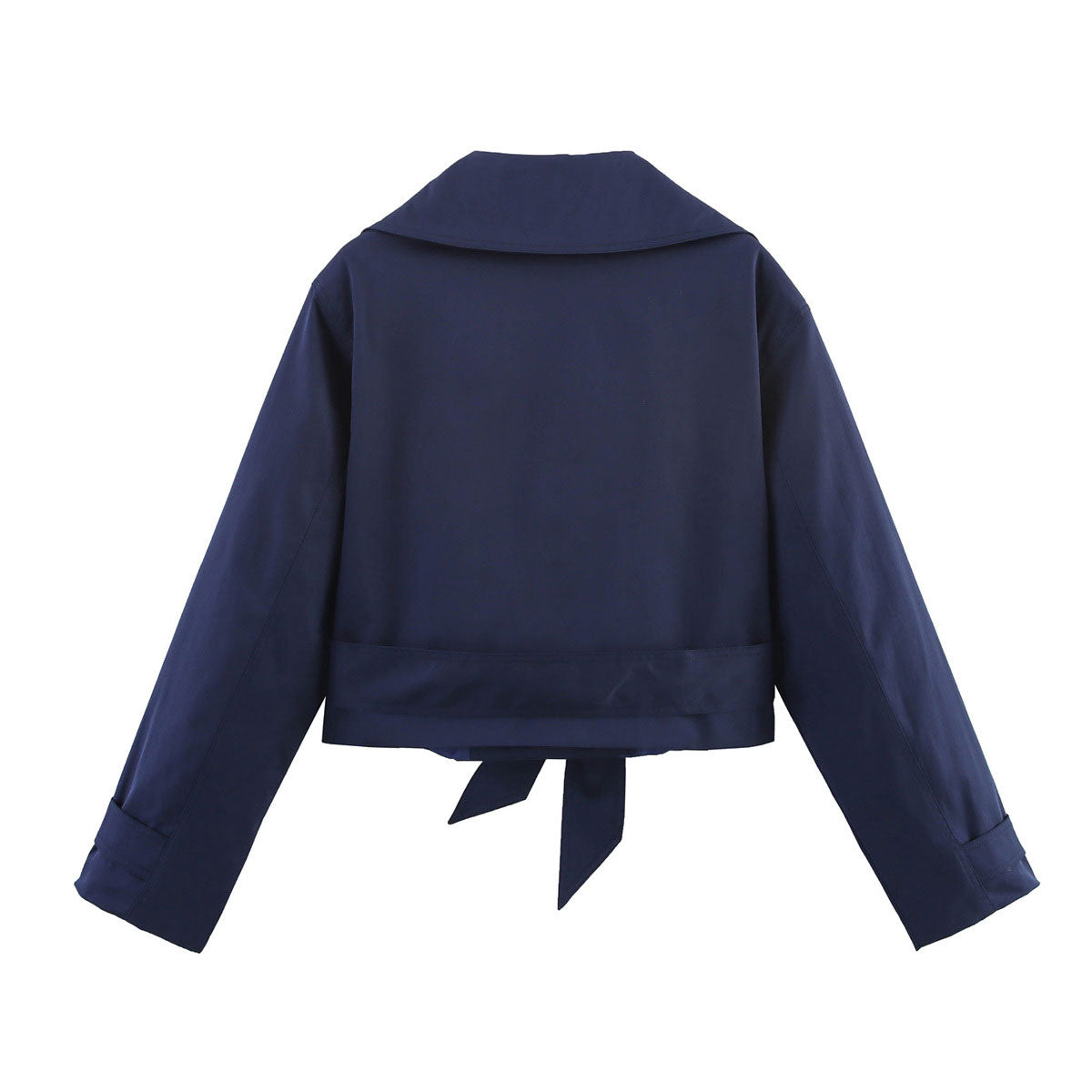 Kurzer Trenchcoat im Retro-Stil