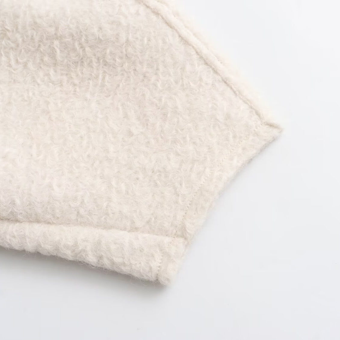 Locker geschnittenes Sweatshirt mit Stehkragen