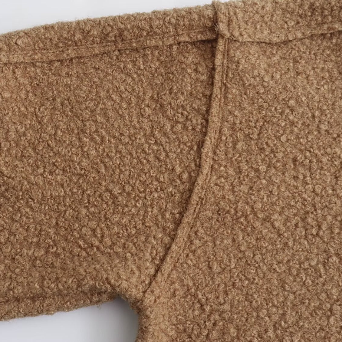 Locker geschnittenes Sweatshirt mit Stehkragen