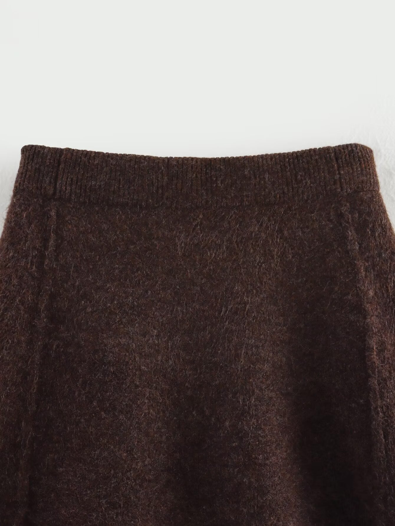 Strickset mit Cardigan und A-Linien-Rock