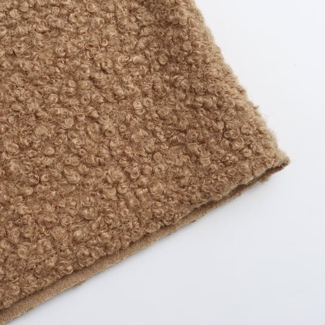 Locker geschnittenes Sweatshirt mit Stehkragen