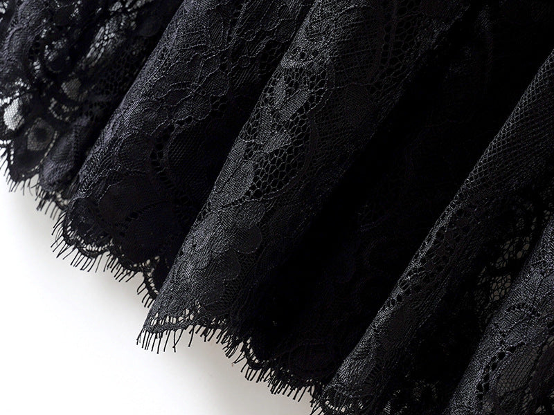 Lederkleid mit Rüschen