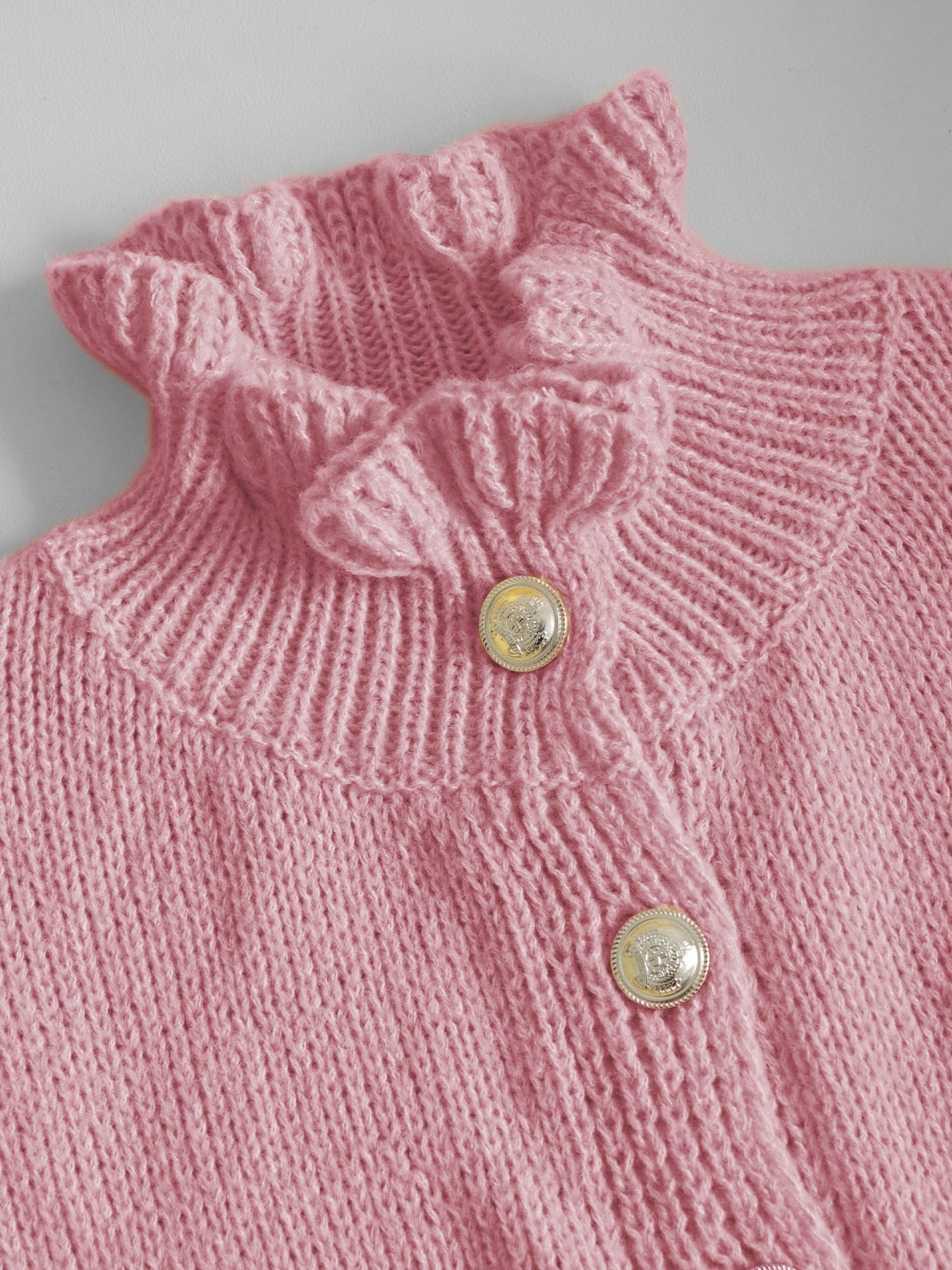 Rüschen-Cardigan mit Perlenknöpfen